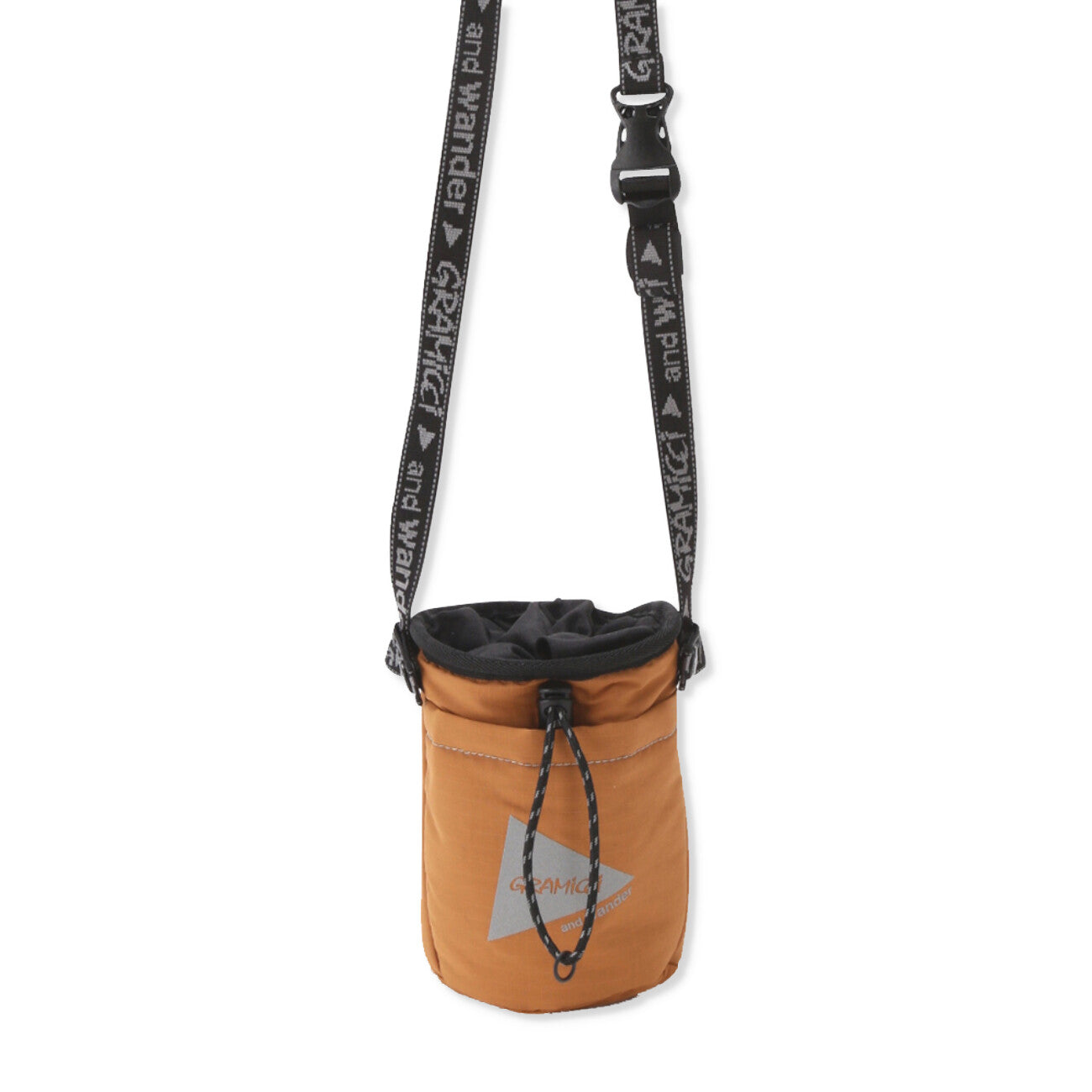 x and wander Padded Chalk Pouch